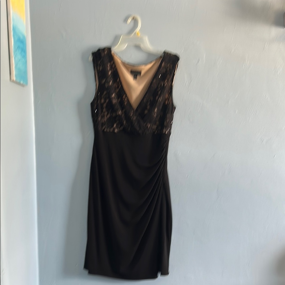 Elegant Black Sleeveless Dress